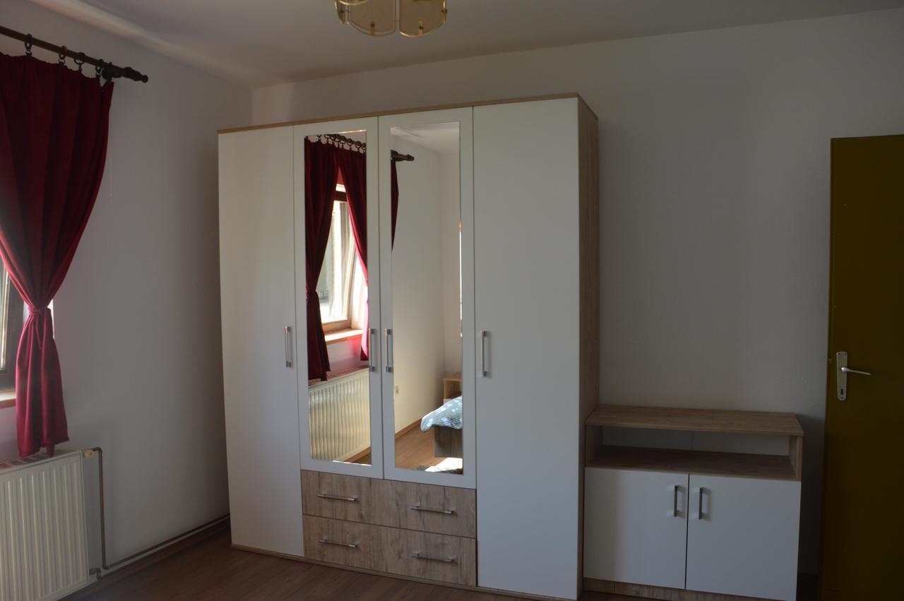 סמולג'אנאק Apartment Gabi מראה חיצוני תמונה